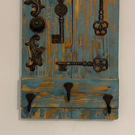 2_traveler's Retreat *